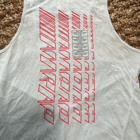 Reebok Tank - Picture 3 of 4